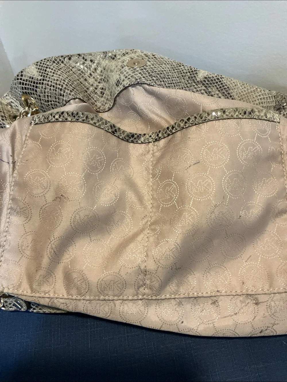 MICHAEL KORS JET SET BAG